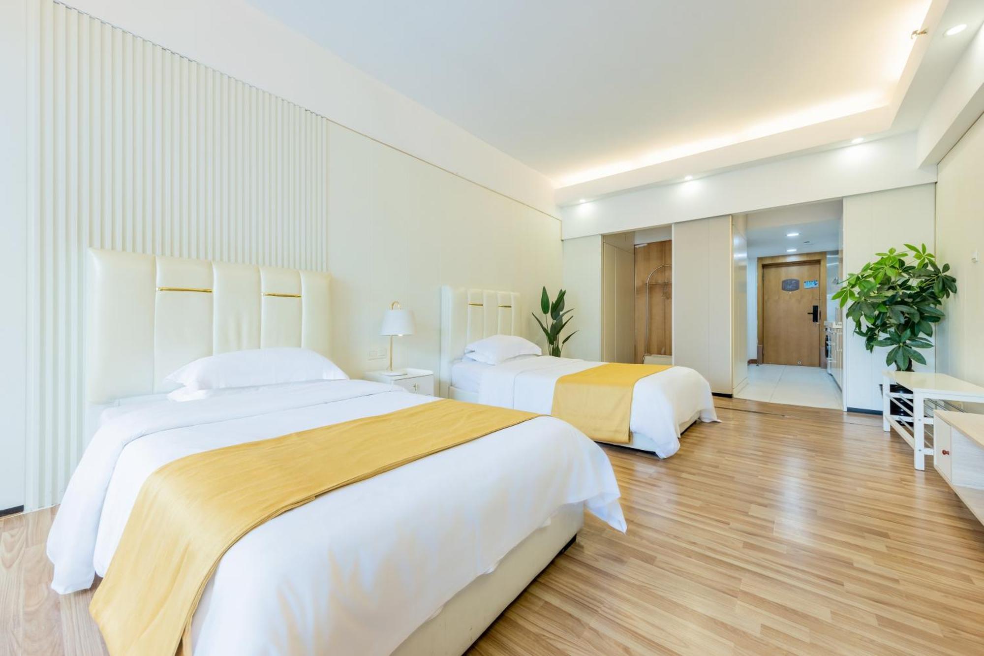 Lavande International Aparthotel Us Consulate General Guangzhou Zhujiang New Town Metro Branch - Free Shuttle Bus To Canton Fair Complex During Canton Fair Period & Free Vpn Internet Access Esterno foto